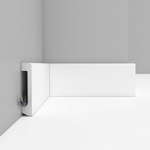 Плинтус Decomaster D235 (80*17*2000мм)